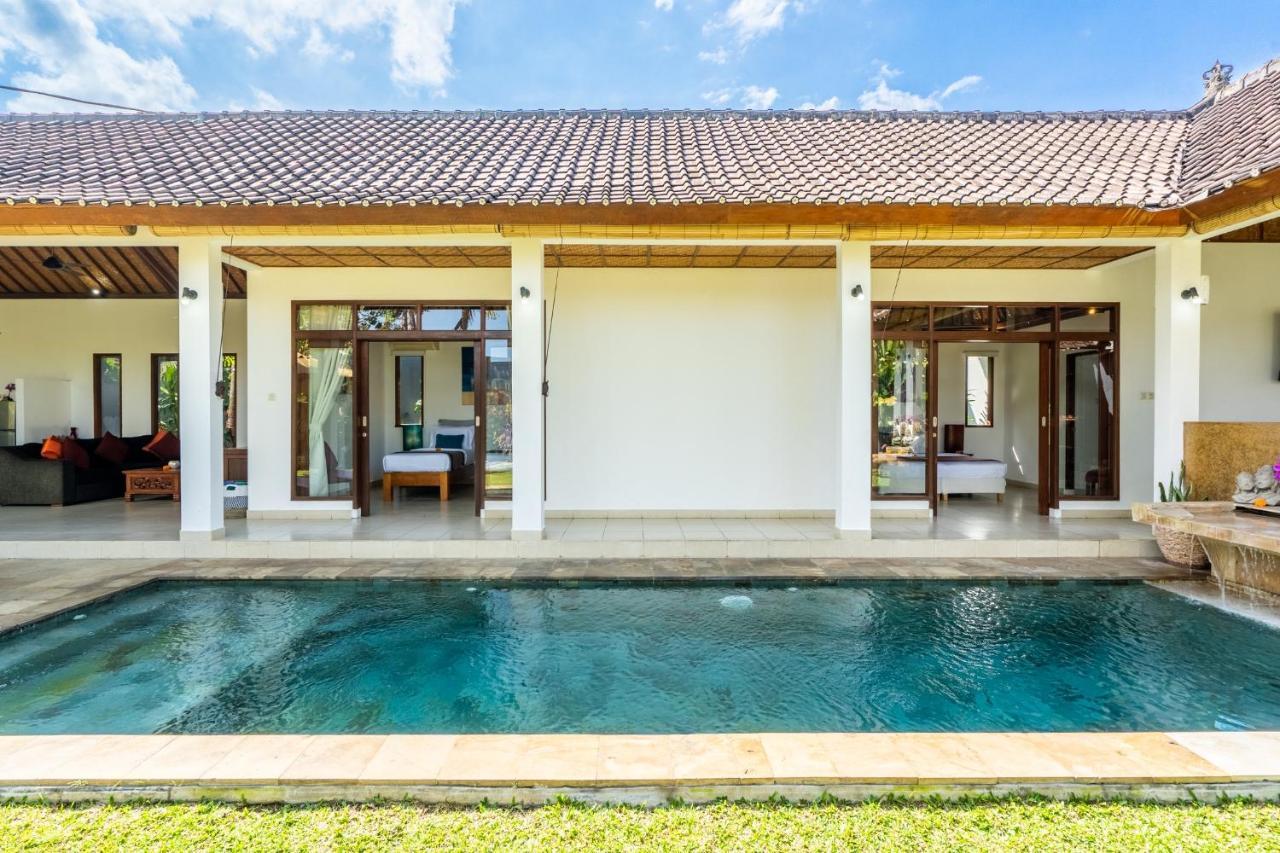 Romantica Villa Ubud Buitenkant foto