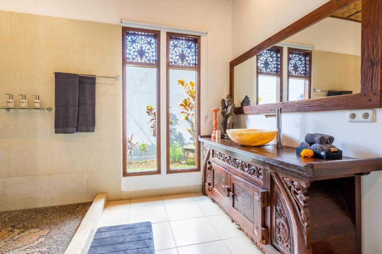 Romantica Villa Ubud Buitenkant foto