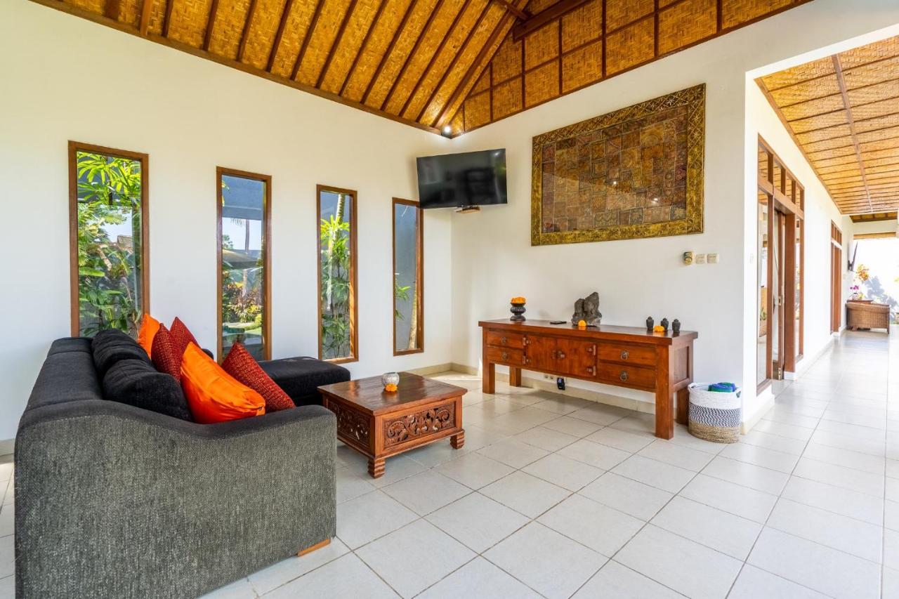 Romantica Villa Ubud Buitenkant foto