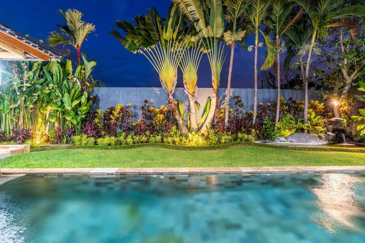 Romantica Villa Ubud Buitenkant foto