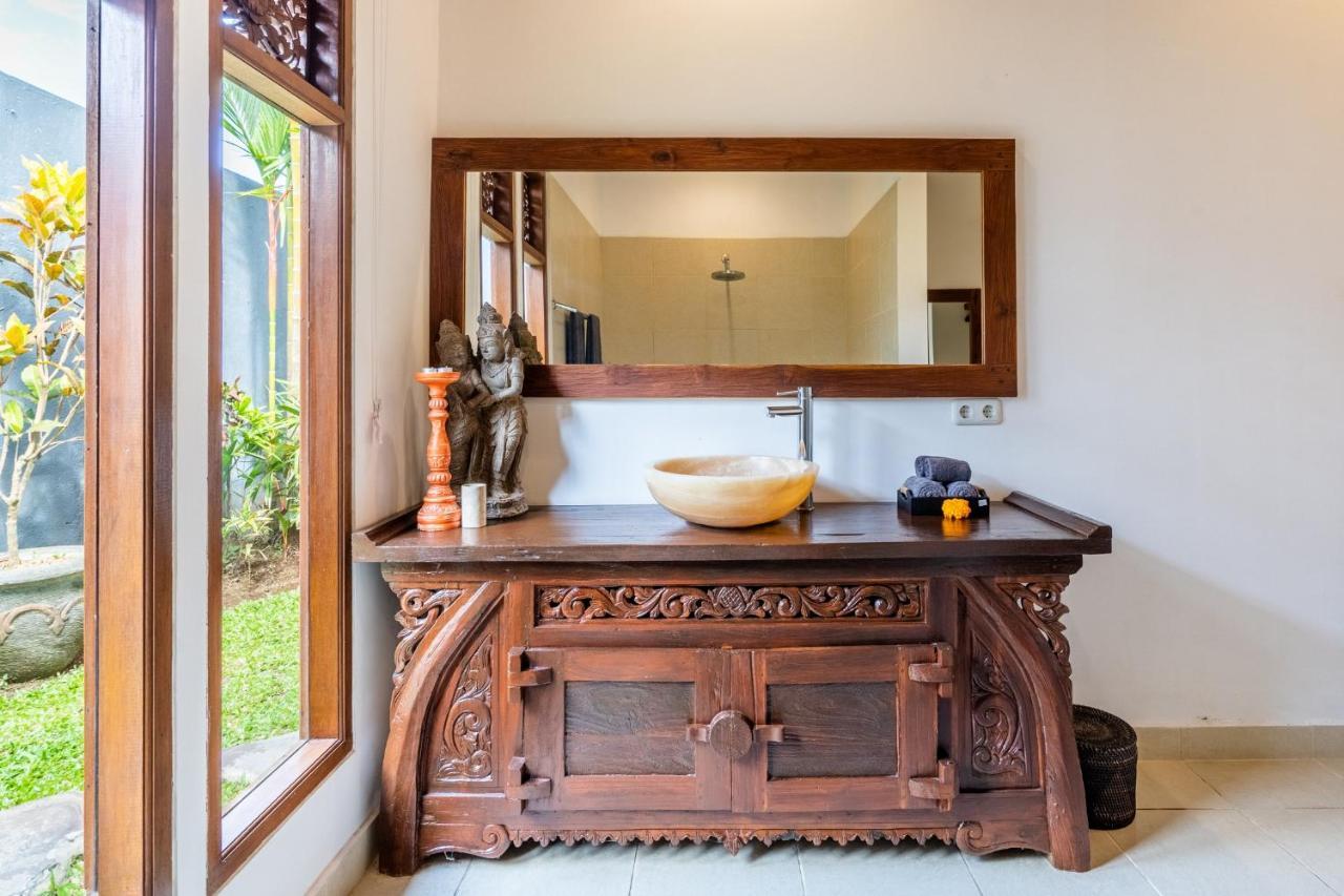 Romantica Villa Ubud Buitenkant foto