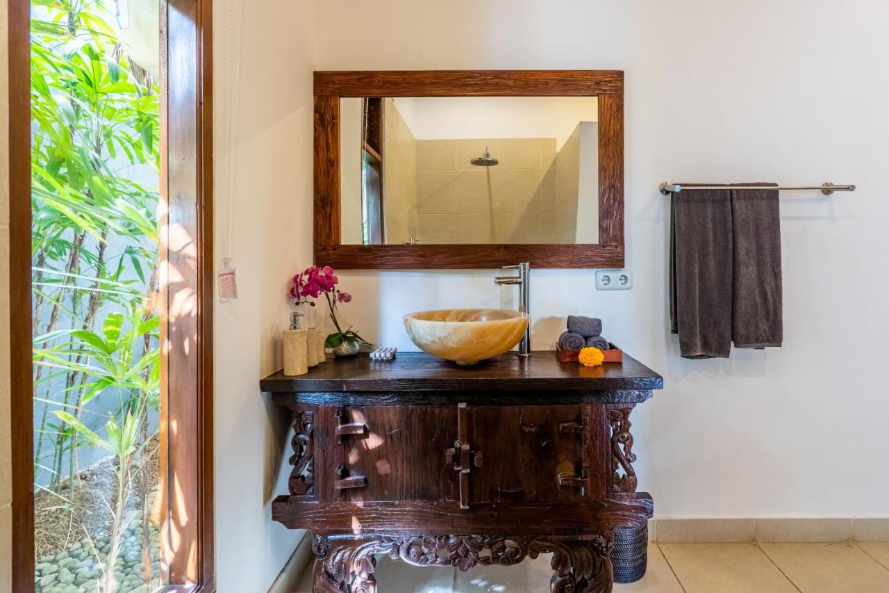 Romantica Villa Ubud Buitenkant foto